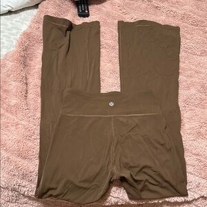 lululemon athletica Straight Leg Pants in Olive Brown
